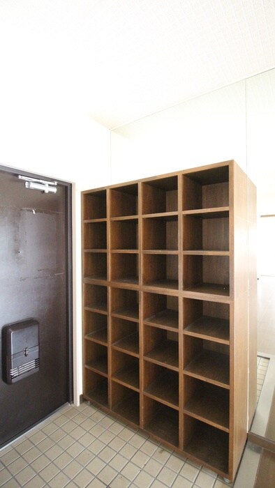 物件内観写真12　(靴箱)