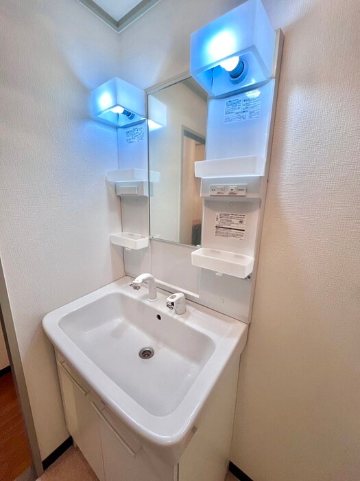 物件内観写真10　(洗面)