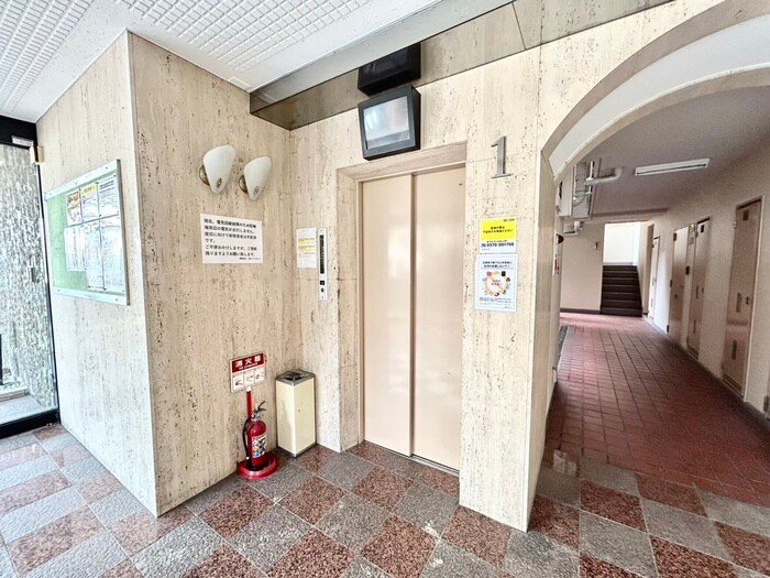 物件外観写真6　(建物設備)