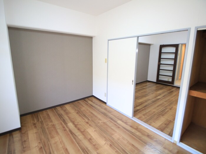 物件内観写真11　(居室)