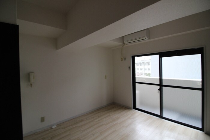物件内観写真13　(居室)
