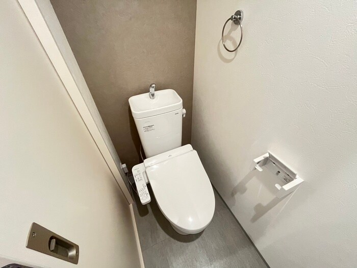 物件内観写真12　(トイレ)