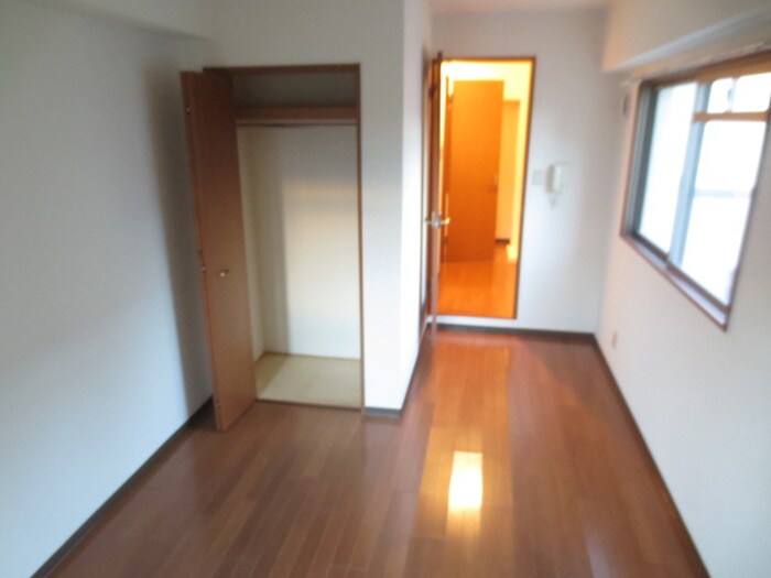 物件内観写真11　(居室)