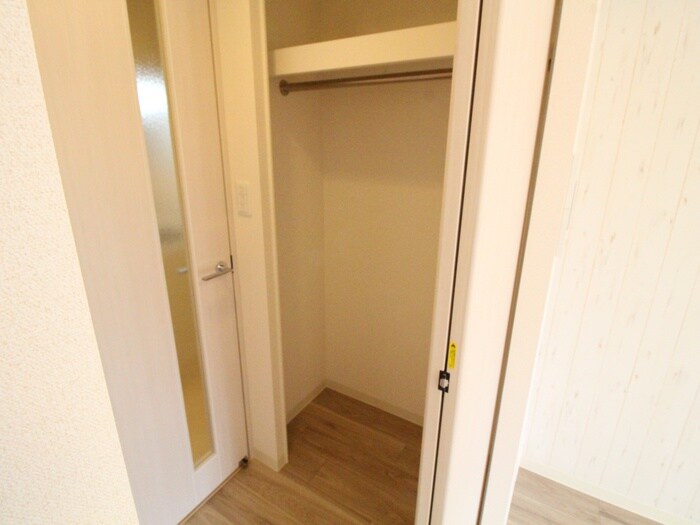 物件内観写真14　(収納)