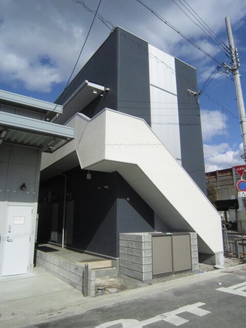 物件外観写真2　(外観写真)