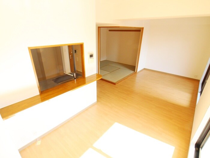 物件内観写真7　(居室)