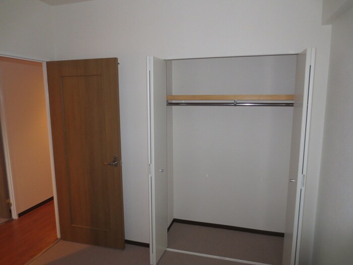 物件内観写真13　(居室)