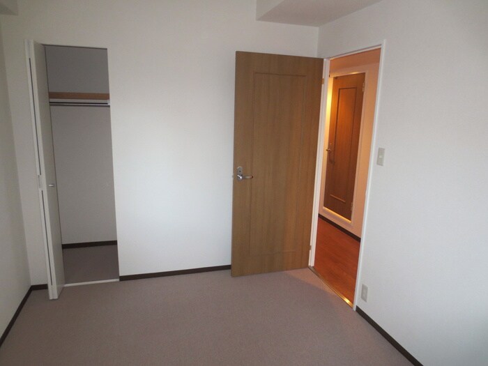 物件内観写真14　(居室)