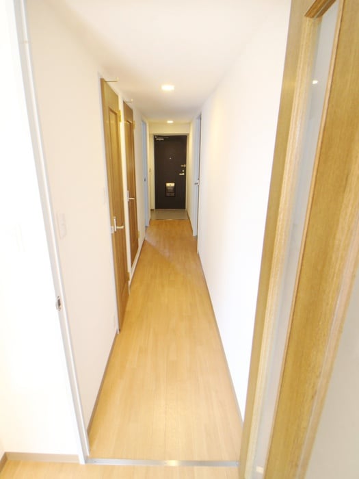 物件内観写真21　(廊下)