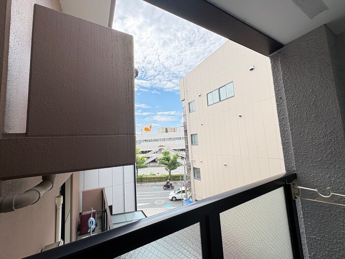 物件内観写真22　(室内からの展望)