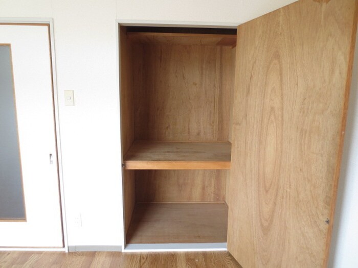 物件内観写真10　(収納)