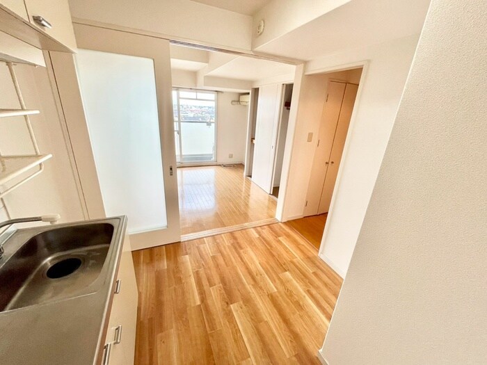 物件内観写真8　(居室)