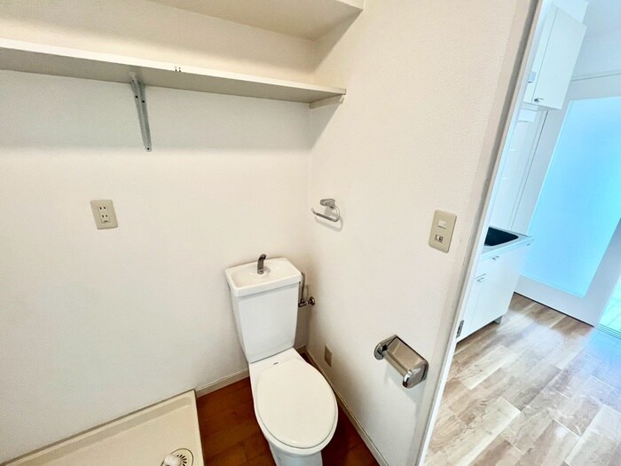 物件内観写真14　(トイレ)