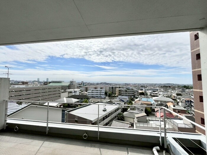 物件内観写真17　(室内からの展望)