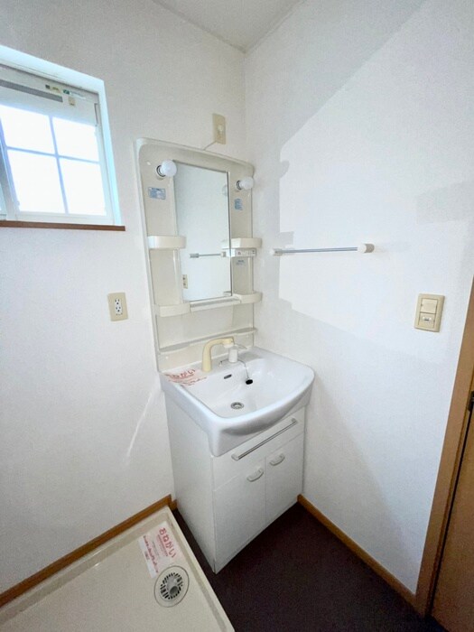 物件内観写真10　(洗面)