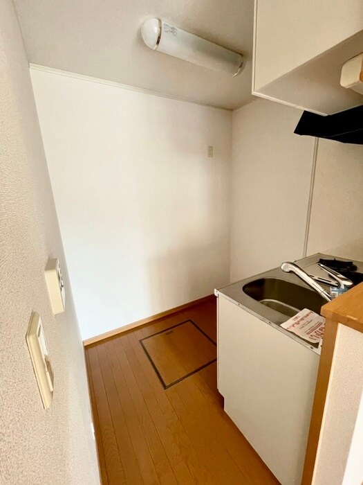 物件内観写真19　(廊下)