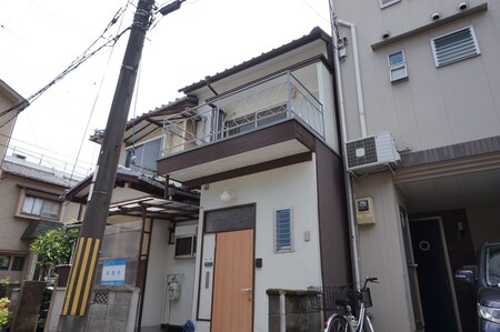 山崎氏津知橋町貸家外観写真