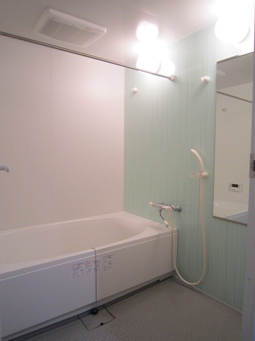 物件内観写真11　(バス／シャワールーム等)