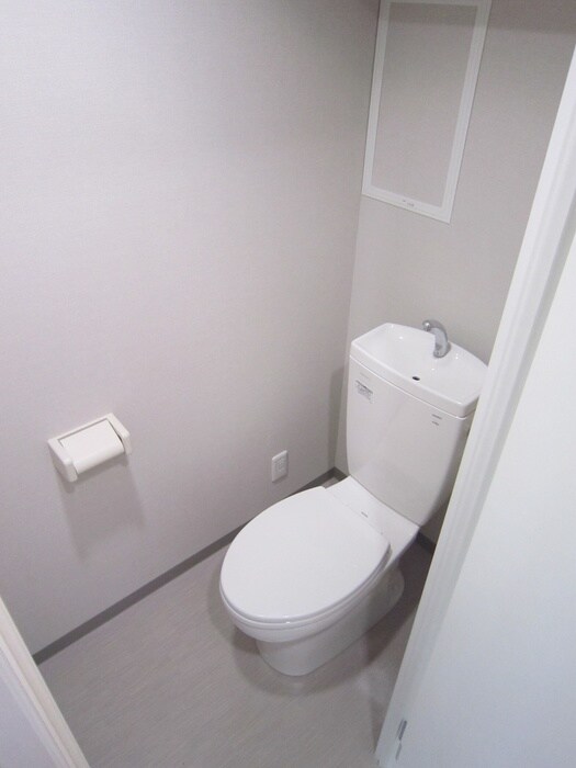 物件内観写真12　(トイレ)