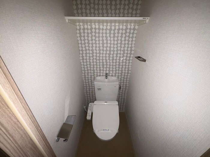 物件内観写真13　(トイレ)