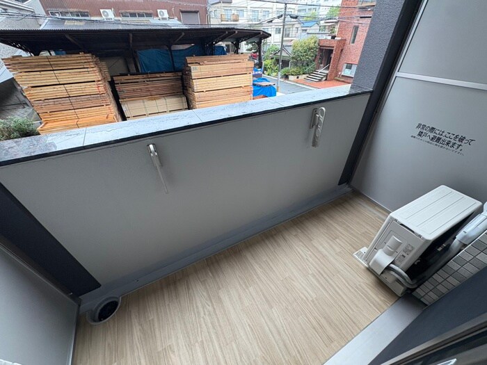物件内観写真16　(ベランダ・バルコニー)