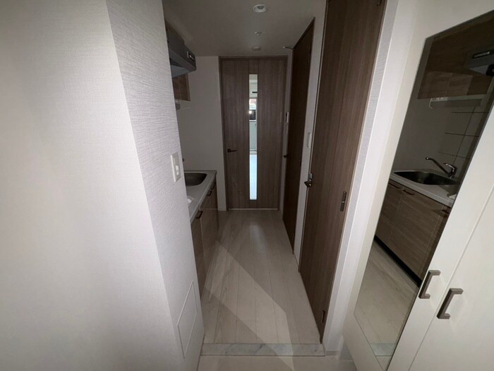 物件内観写真20　(廊下)