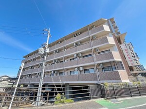 ア－トプラザ・ユ－外観写真