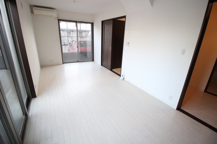 物件内観写真5　(居室)