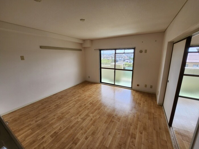 物件内観写真12　(居室)