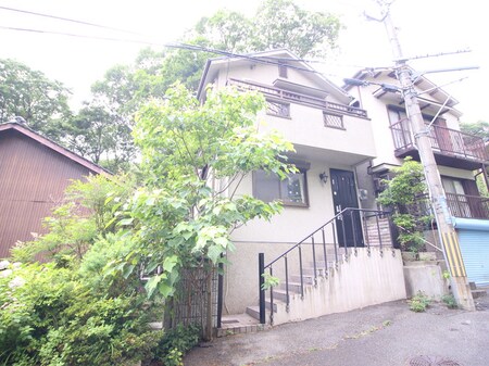 一王山町一戸建外観写真