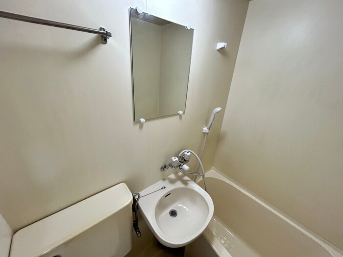 物件内観写真15　(洗面)