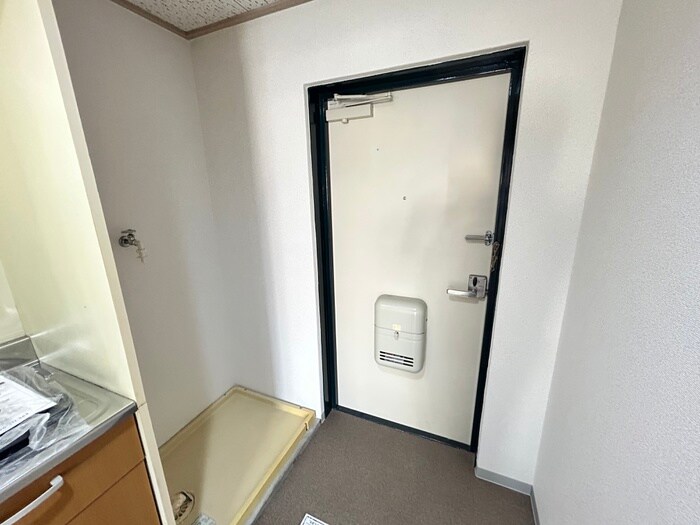 物件内観写真22　(玄関)