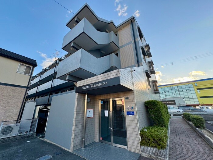 物件外観写真2　(外観写真)