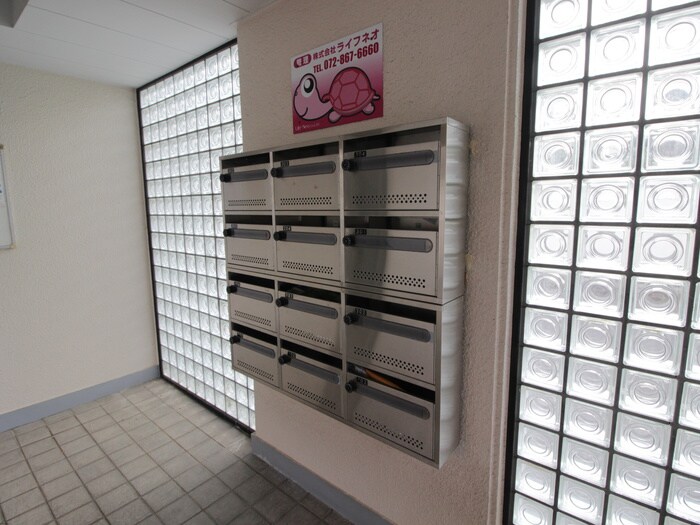 物件外観写真4　(建物設備)