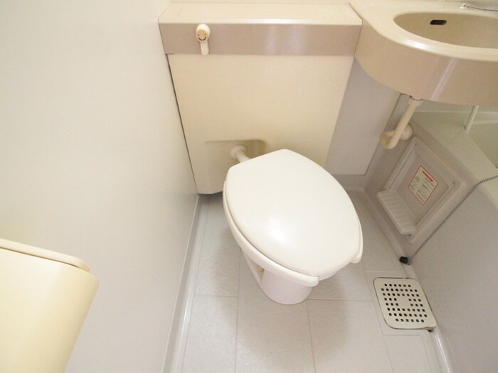 物件内観写真14　(トイレ)