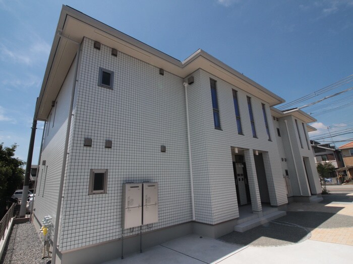 物件外観写真6　(外観写真)