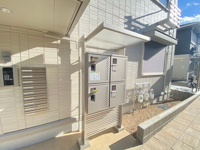 物件外観写真6　(建物設備)