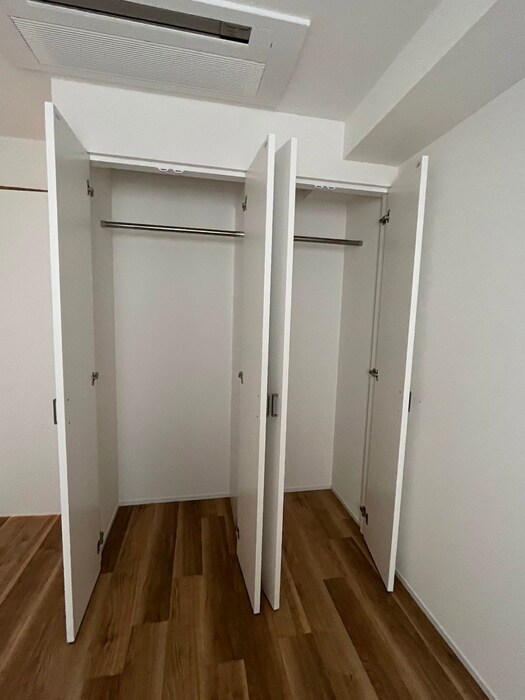 物件内観写真16　(収納)