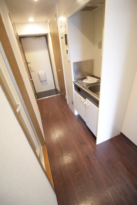 物件内観写真9　(廊下)