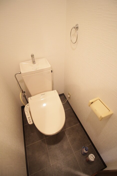 物件内観写真13　(トイレ)