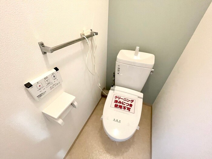 物件内観写真18　(トイレ)