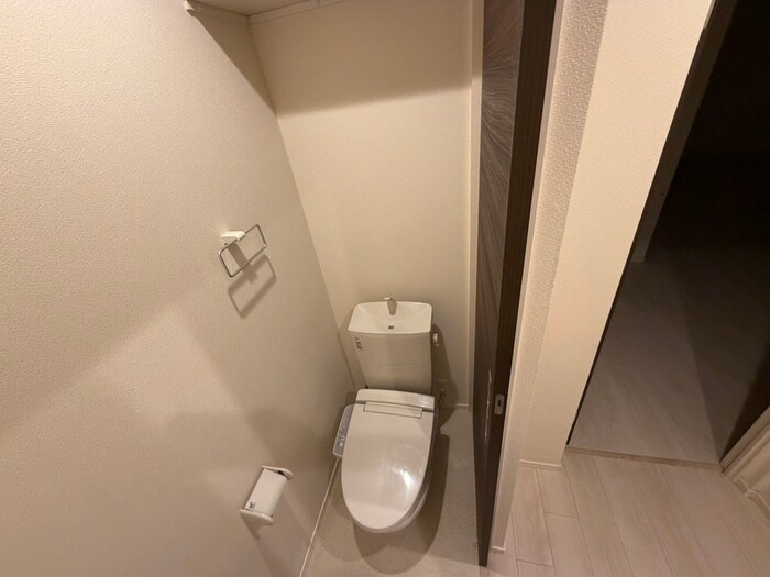 物件内観写真11　(トイレ)