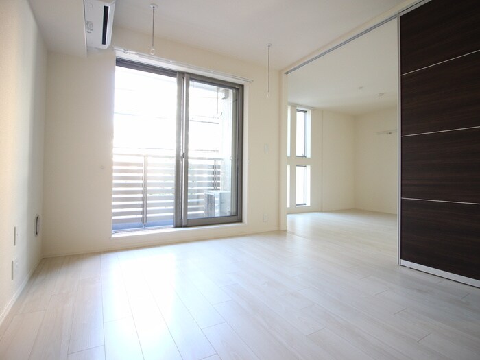 物件内観写真12　(居室)