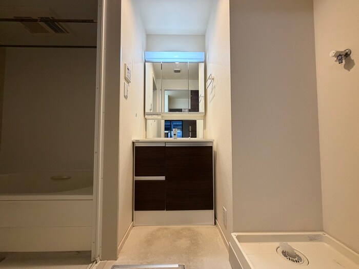 物件内観写真12　(洗面)