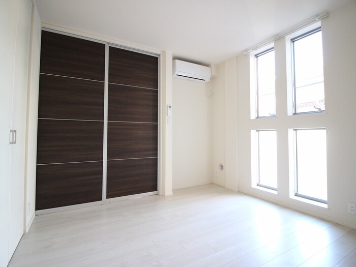 物件内観写真13　(居室)