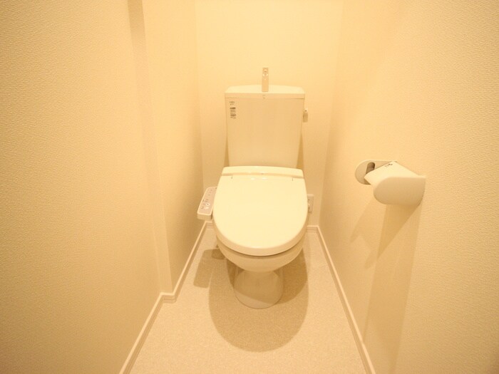 物件内観写真14　(トイレ)