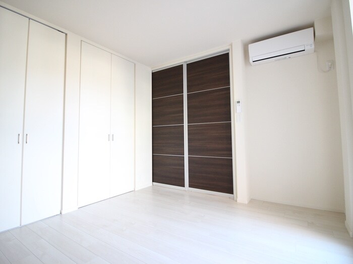 物件内観写真19　(居室)