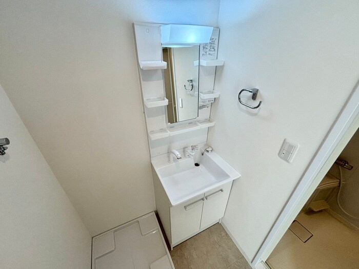 物件内観写真11　(洗面)