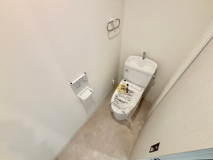 物件内観写真12　(トイレ)