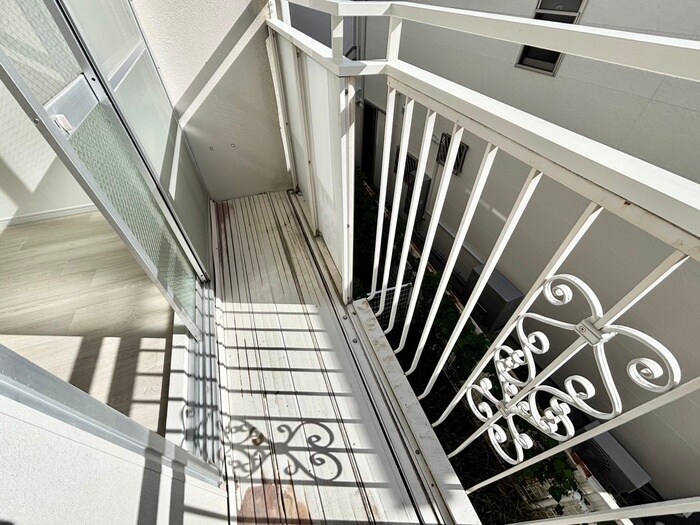 物件内観写真16　(ベランダ・バルコニー)